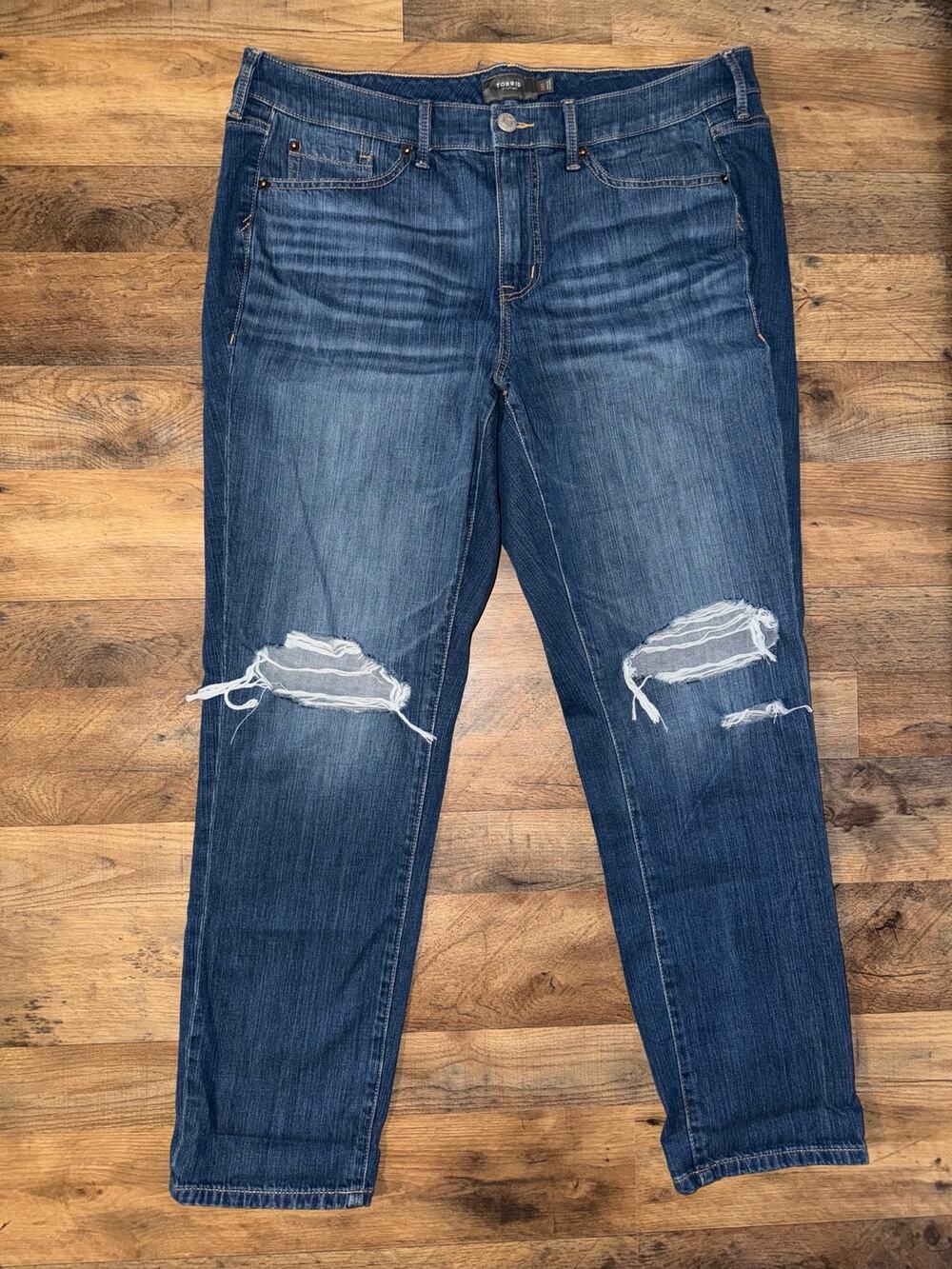 Torrid women’s distressed boyfriend blue jeans